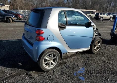 2012 Smart Fortwo Pure z USA, uszkodzony, nr VIN WMEEJ3BA7CK528445